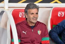 خالد بن يحيى و عزف منفرد في الملاعب الجزائرية