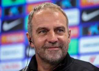 هانسي فليك يعلّق ببرود على “موقعة” فالفيردي وتشواميني في ريال مدريد